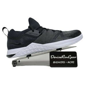 Nike Womens Black Athletic Sneaker Shoes Size 11.5